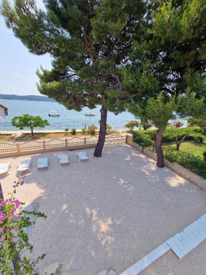 5 Meters From The Sea With Private Beach - 70M2 Colibri Sunset Apartments Sveti Petar  Eksteriør billede